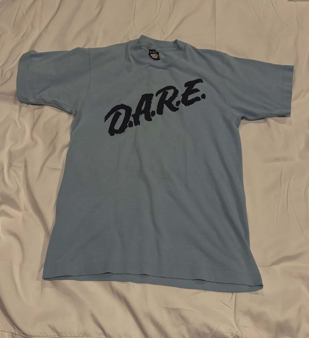 90’s Screen Stars D.A.R.E. Dare Size M Vintage Y2K